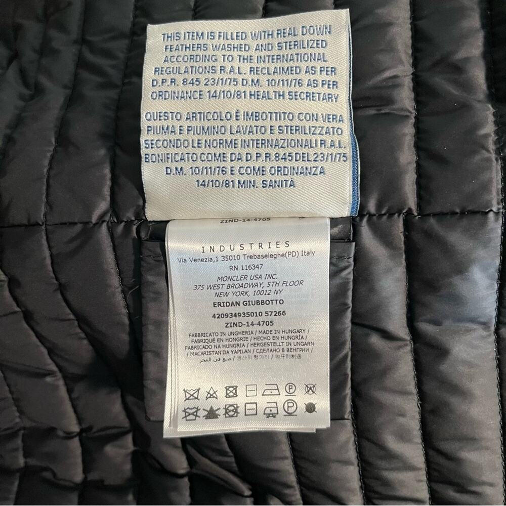 Moncler Eridan Giubbotto Jacket Size 4 Fur collar Kalgan lamb Black EUC Auth. XL - Picture 6 of 15